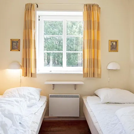 Дом отдыха Five-bedroom Holiday In Romo 2 Рёмё-Киркебю