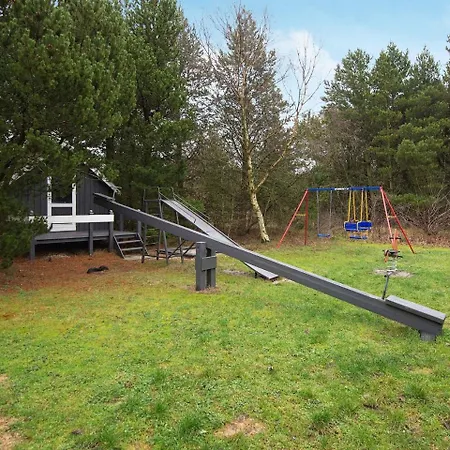 Five-bedroom Holiday In Romo 2