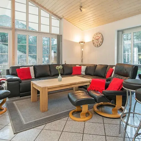 Дом отдыха Five-bedroom Holiday In Romo 2 Рёмё-Киркебю